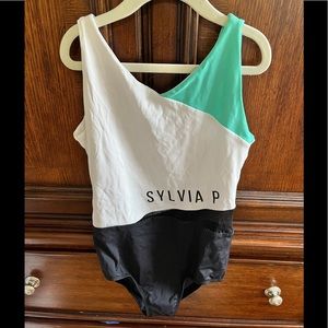 Gymnastics leotard